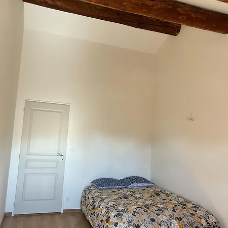 בית נופש La Grange Grillon